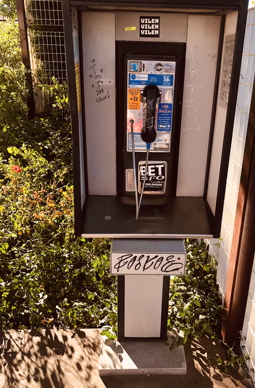 Item #5985210497355107417265215381210579199842884272282595265964883329746586304513 Media