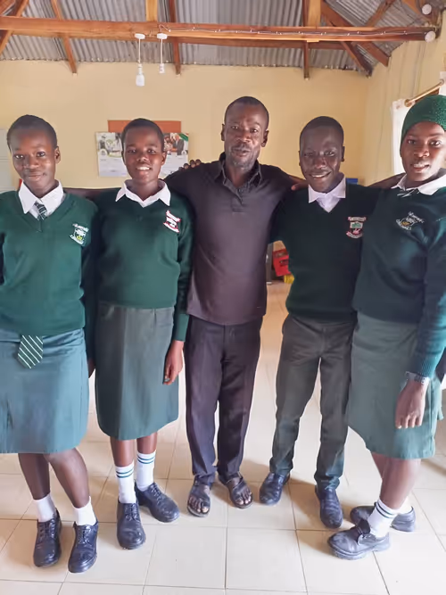 Item #94540594873627566214253693638695074369245433436911139179040268544858136772609 Media