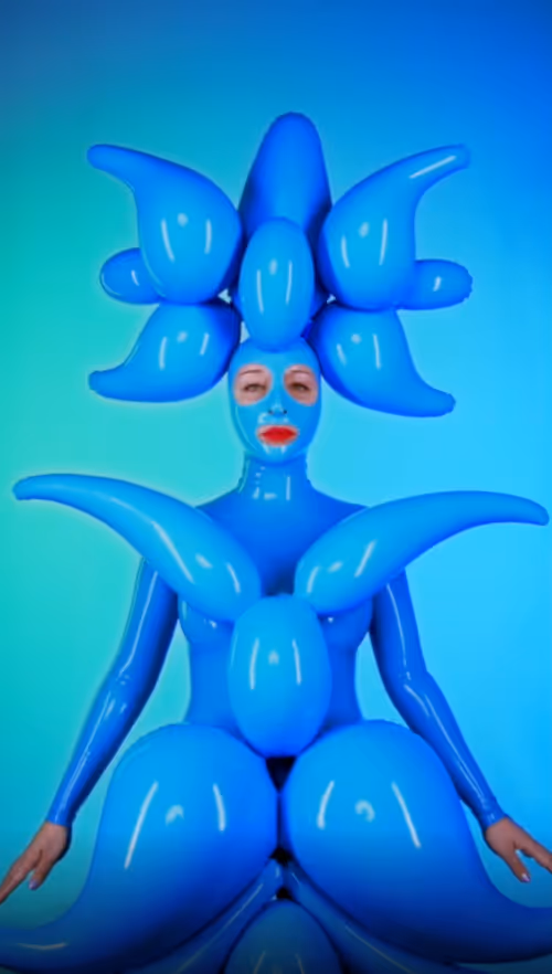 Item #84572068097654908056161226839381651036168753898267760775372866274774640230401 Media