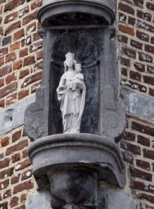 Item #916077490281078954391891268022086119289121145792755899354399216720148430849 Media