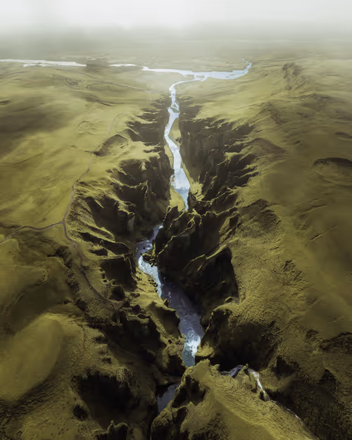 Item #3675481411317596523649091696801759419370078050223984411814034756902133432321 Media