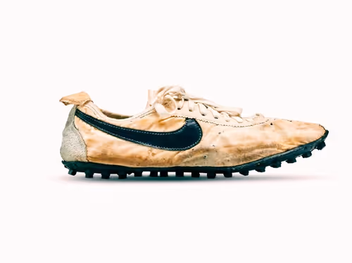 Item #16425916977672026779741812535706164193659223605496880160027830822356463386625 Media