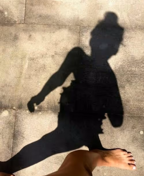 Item #41013704286635162959004487776095067176603519769359421915548602698808900452353 Media