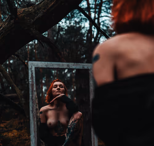 Item #49483015878195515189915113036899579232904606092427389429433117625222181158913 Media