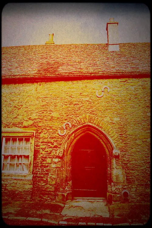 Item #95930744612989253264341458363878669706731092846429446161851758986154056089601 Media