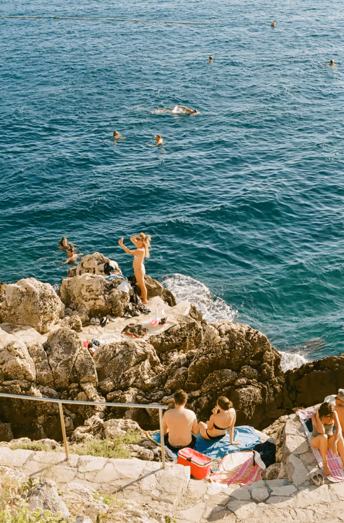 Item #63628819602780504454206795280933286782738899794845292107570097817413398560769 Media