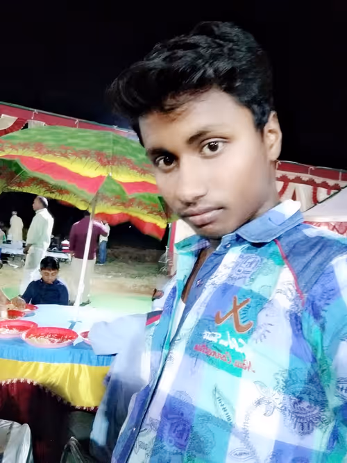 Item #52339278861110068610323298201704156692890282052733623878668523043924459126785 Media