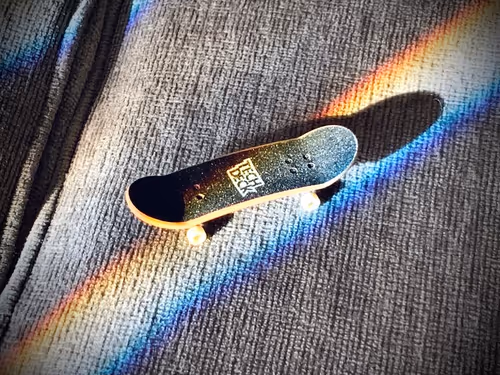 Item #75959814784190793324708169911984379127395736312846048783770068600917281734657 Media