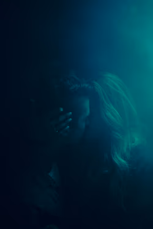 Item #66441873994140045921999615283650104973925355742064477402839904747833096404993 Media