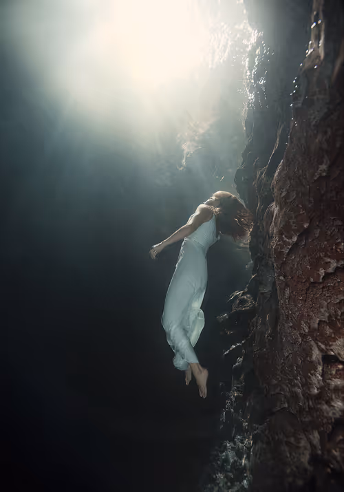 Item #15053791746774206847378132413351543931211387295509872783724080623284576583681 Media