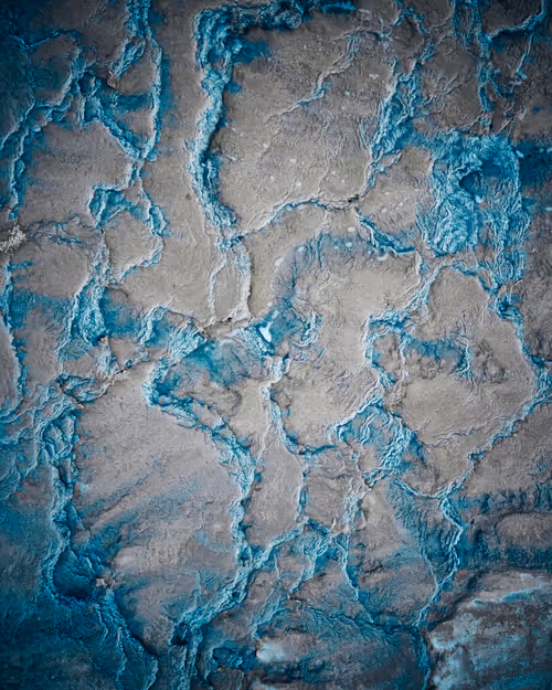 Item #48569969918486252391313193872888082509063999467385227964737452516763706064897 Media