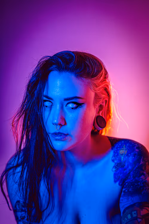 Item #43798784130207073143673262568507698912952390639854403098943123156052788379649 Media