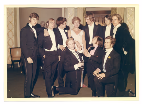 Item #1727321609170803446330169764238275162325635957193188025819978923447414685697 Media