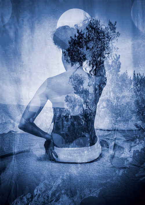 Item #110477367974344333334426119394026957966301743763293328063595940898904716869633 Media