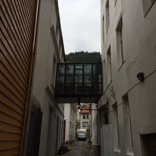 Skybridgescurated KzSv89HzcP