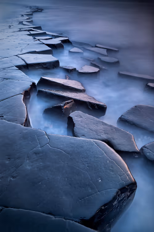 Item #33905874090819082513688943538230910820806372635716531311002980167357191684097 Media