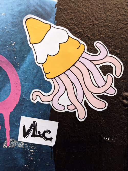 Item #74514486366930999863183303937488495413909095535195909856011804898501844795393 Media