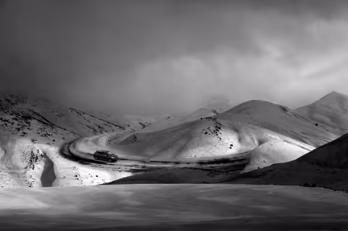 Item #73363223370355250909196244140857466626496998110185198638772903913631843876865 Media