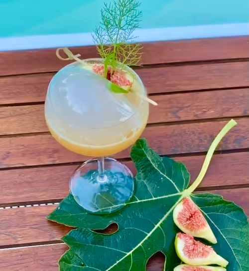 Item #100103047832141480485978044820237953938549135114429764531299242291246844084225 Media