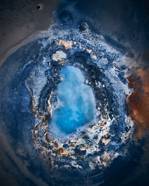 Item #48569969918486252391313193872888082509063999467385227964737452532156868853761 Media