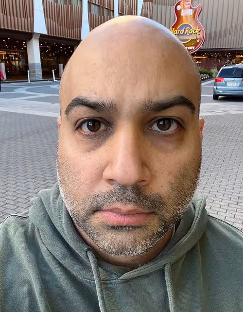 Item #75172927763105875826501952819551887490960677358636123283924849496214867017729 Media