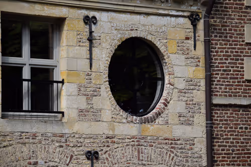 Item #916077490281078954391891268022086119289121145792755899354399228814776336385 Media