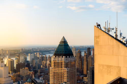 Item #51256534055120652600187103624018159452761559793707984543913119287077337300993 Media