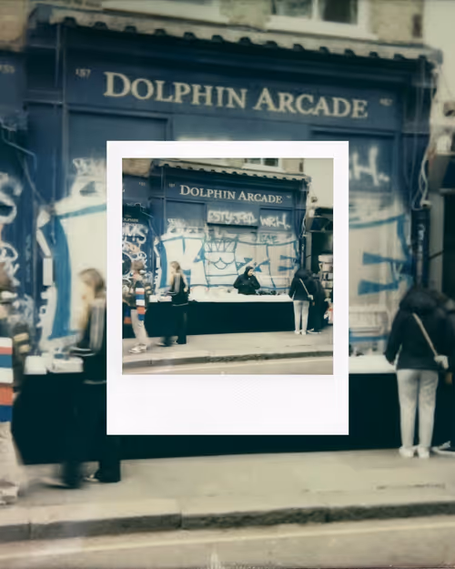 Item #74919671080462582679707268034182359851627258659556261266180171632395914575873 Media