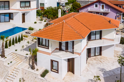 Item #63475483141840614417604835703532972748212131318874928986488791795415658790913 Media