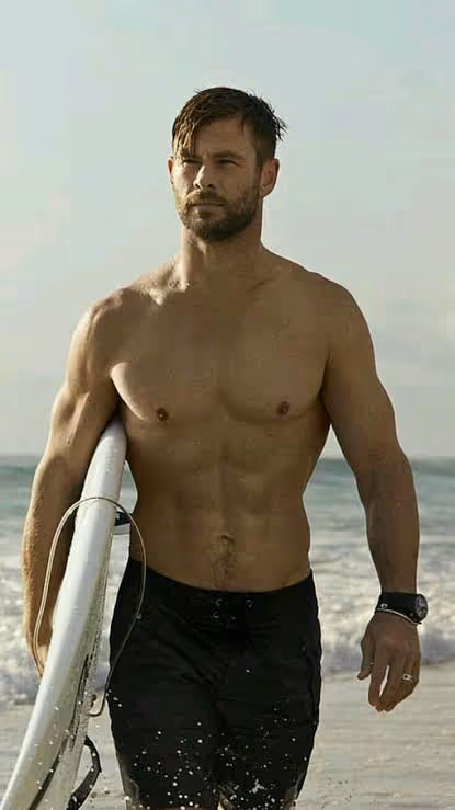 Item #18157860023161412364639298440938928586309077827453312118674362399424111443969 Media