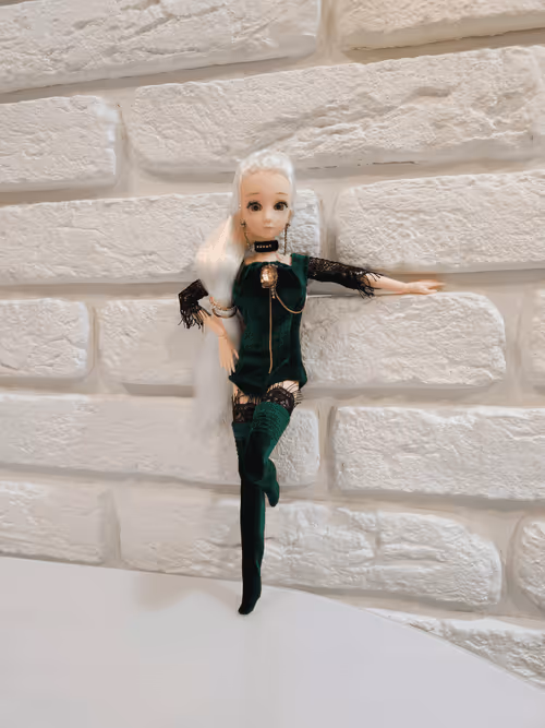 Item #11961321273315843393117217889358814831628969918437034624585432497317979619329 Media