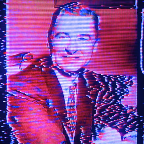 Item #22172945866262605188036727123283191068018609668248326470785367143494824493057 Media