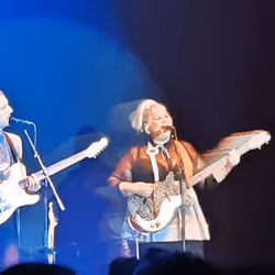 Shannon and the clams Concert Photo
