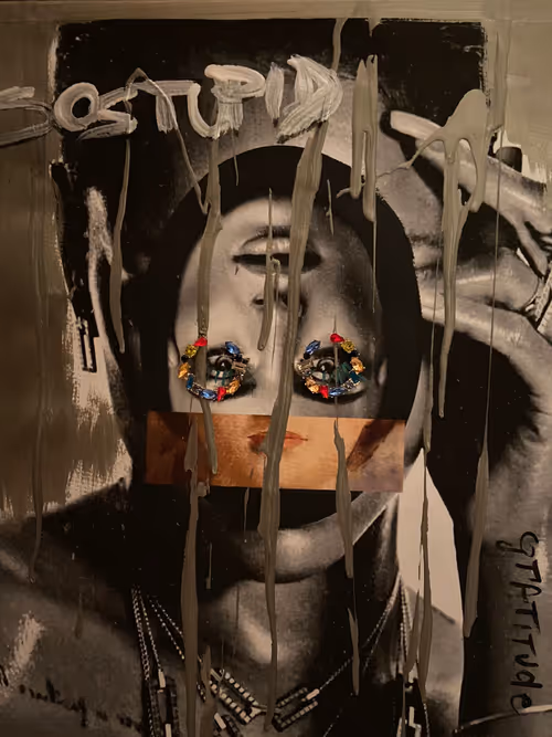 Item #74539081873016863017858348229821239553749473504778822189309511365255460028417 Media