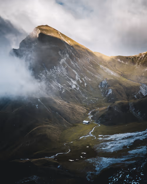 Item #31136089836063179787233094372274139047618687225342038031814341706566013550593 Media