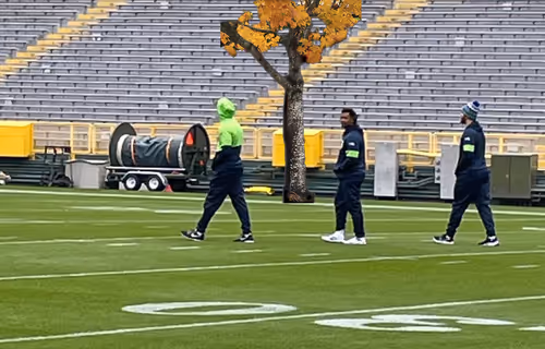 Item #98302218548154138540751170161055066086641108964287725677528013455337828909057 Media