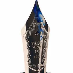 Portrait of a Pen - Pilot Custom 823