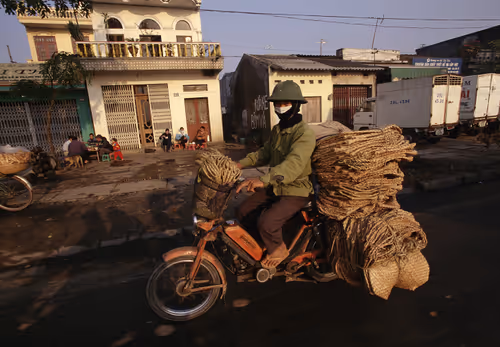 Item #24110165408155573398908987562152031273205884089304227586706331132543568445441 Media