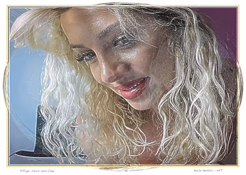 Item #11017776651197561377596972513232318538951070019919471549436519171015382663268 Media