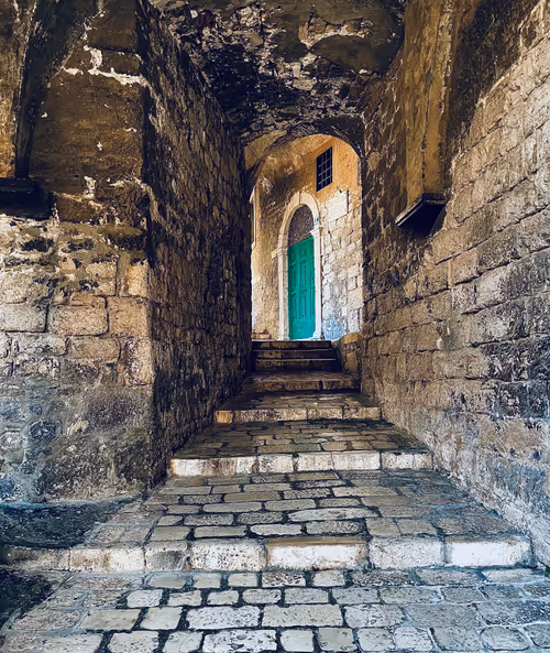 Item #85194694313482311992552065383091349733229460472009518407910609812410779828225 Media