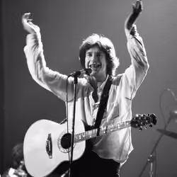 Ray Davies of The Kinks Photographed By David Gahr