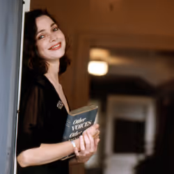 Nanci Griffith Photographed By David Gahr