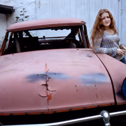 Bonnie Raitt Photographed By David Gahr