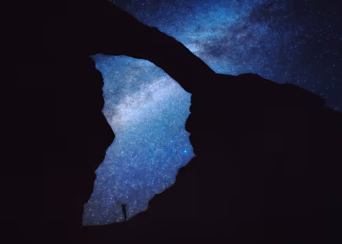 Item #82784038604950317720003242939510205899 Media