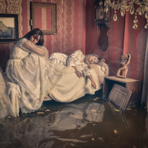 Living in a room on the water 