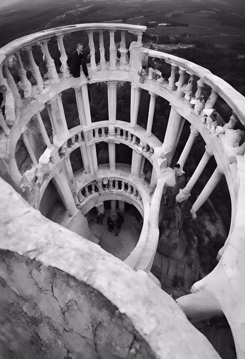 Item #643090787 Media