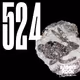 524