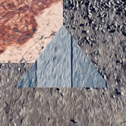 890