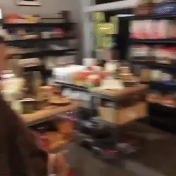 🔥 Måx Ø$iRi$ 💮 DANCE BATTLES EDBASSMASTER IN A CONVENIENT STORE