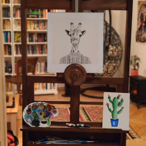 THE Easel.